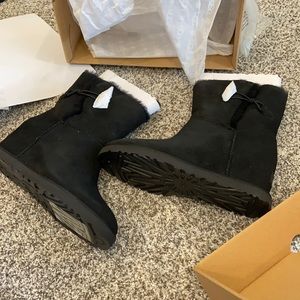 Ugg BRAND NEW classic femme button wedge